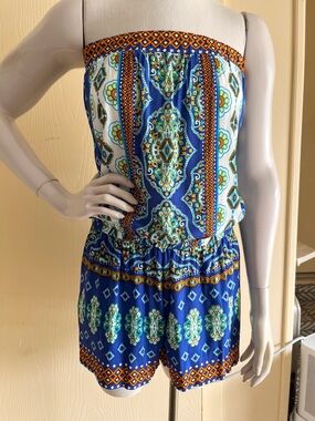 Like new Hale Bob strapless colorful romper with pockets